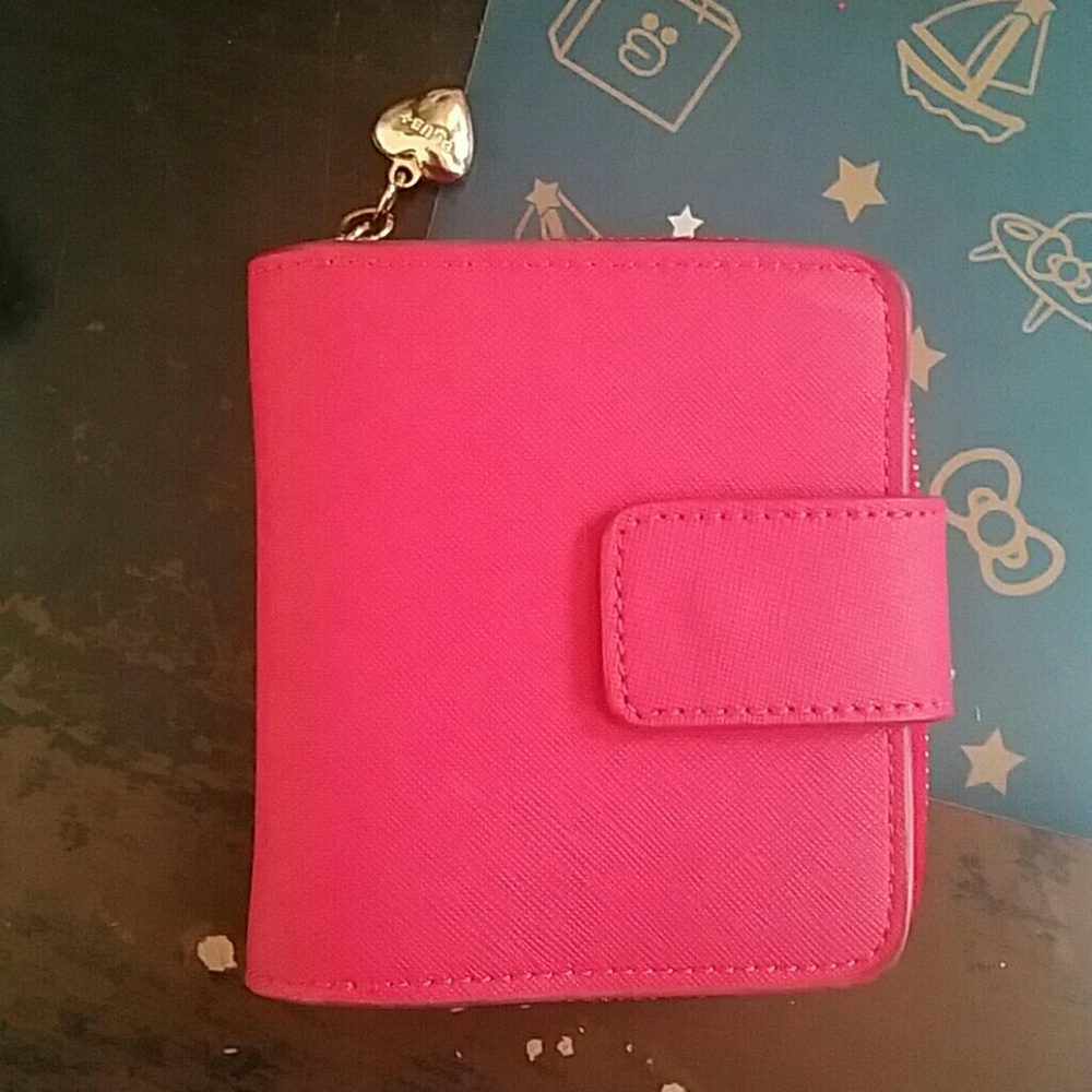 Leather small wallet